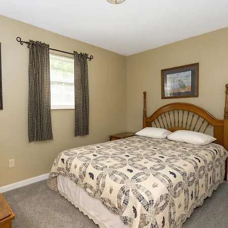 2 Blocks To Parkway! 5Br3Ba Ranch Whot Tub Free Attraction Tickets-3
